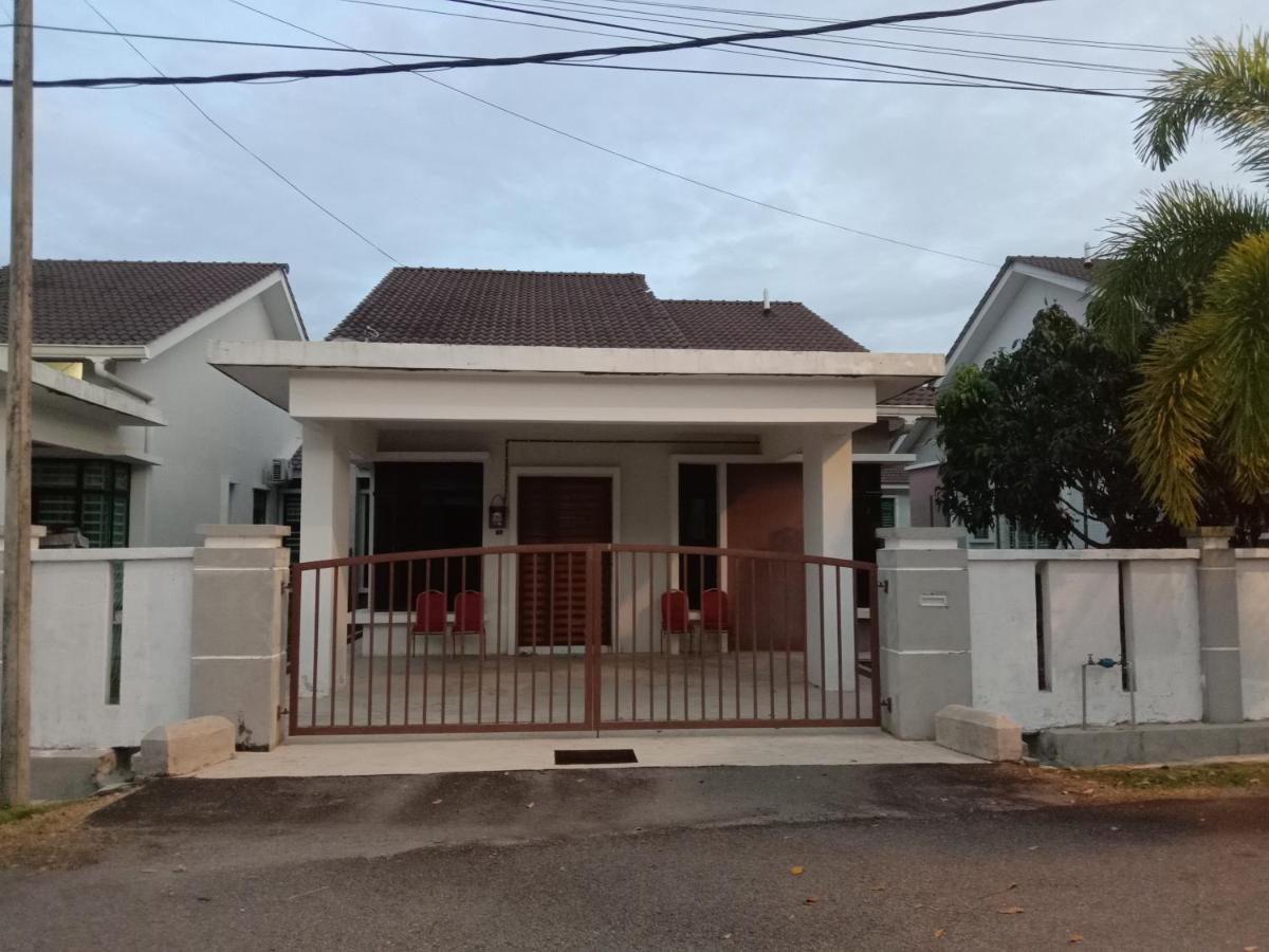 Friendly Homestay Malacca Exterior foto